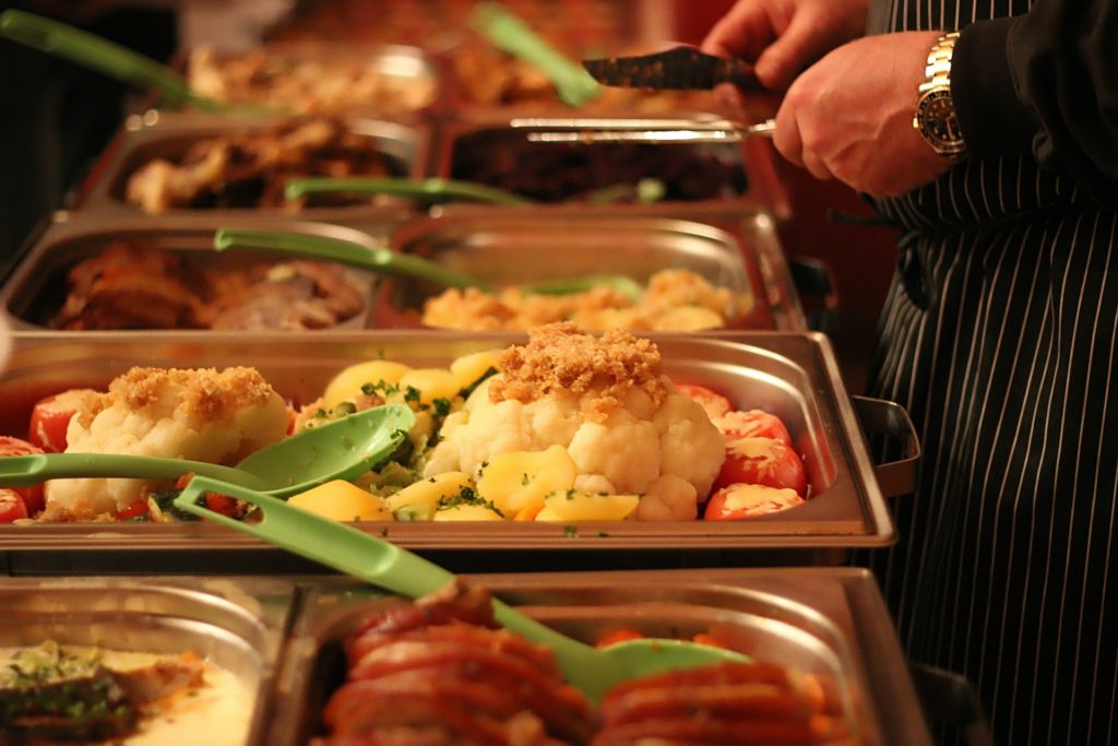 Buffet Staff