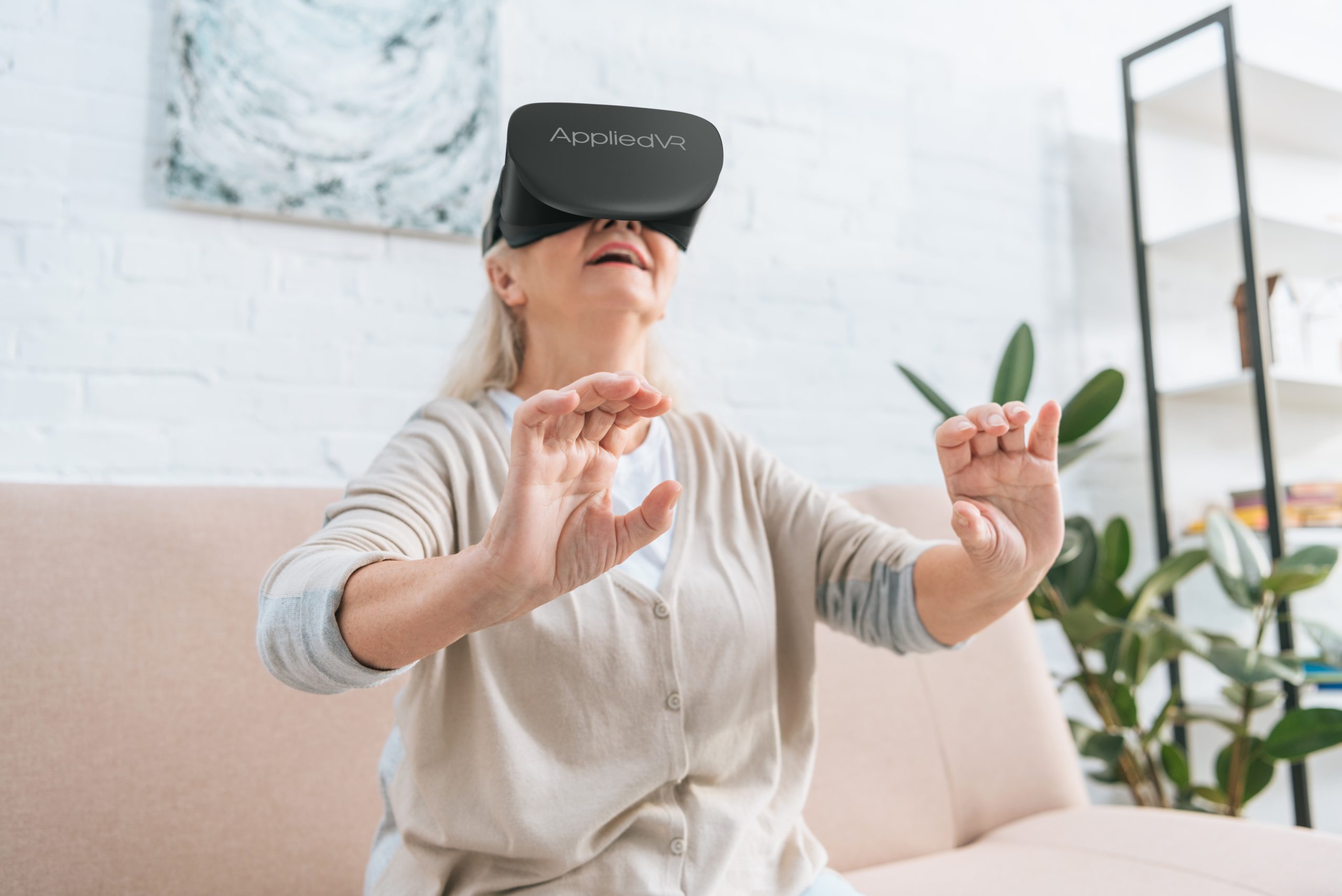 Virtual Reality Pain Treatment