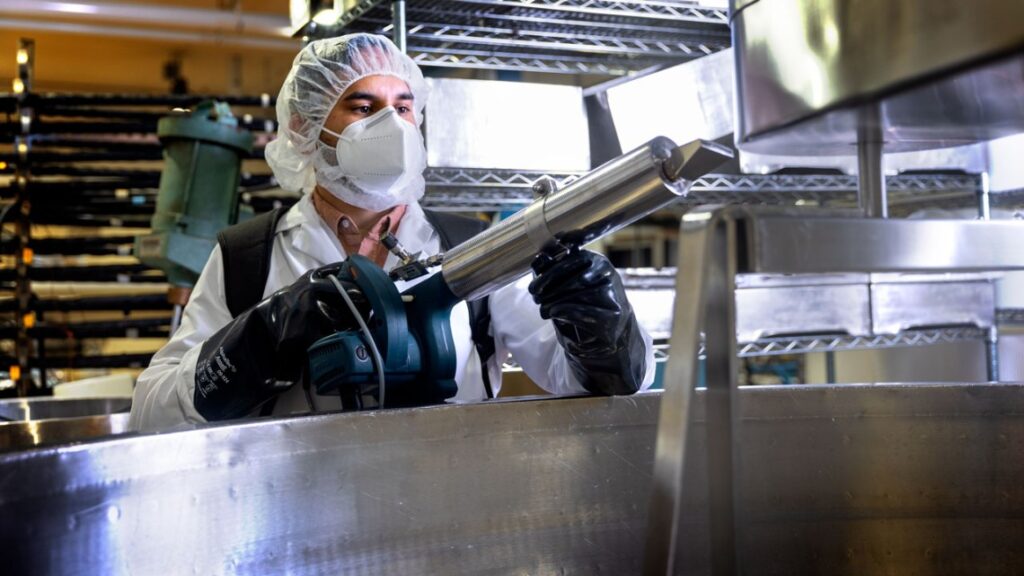Dry food manufacturing