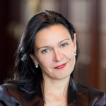 Elena Bonfiglioli, Global Business Leader Healthcare, Pharma and Life Sciences International Clinical Applications GM, Microsoft